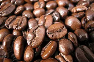 Close Up Coffee Beans Prints: Coffee beans
