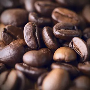 Close Up Coffee Beans Prints: Coffee beans close up