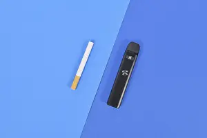 Symbolic Image Of Addiction Prints: Comparison between electronic and real cigarette