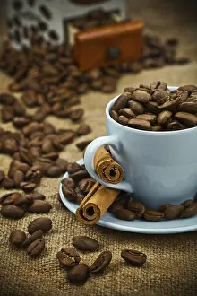 Fragrant Coffee Aroma Prints: Composition of coffee beans and cup