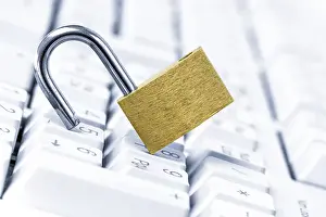 Hacker Attack Prevention Prints: Computer security break up