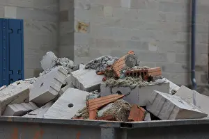 Energy Efficiency Prints: Construction waste in a container