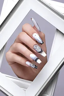 Creative Nail Art Prints: Creative gradient design of nails on female hands