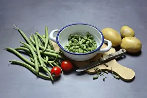 Crushed Beans Prints: Crushed beans in shell, bush beans