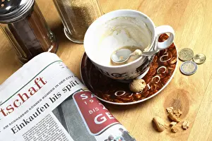 Food Photography Composition Prints: Empty cup and tip