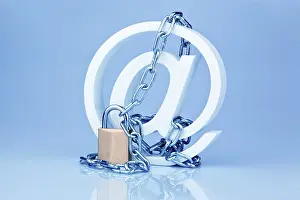 Data Security Online Prints: Data security on the Internet. Safe surfing on the Internet