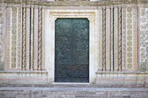 Umbria Italy Landmarks Prints: Decorated facade with twisted columns
