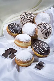 European Breads Prints: Different kinds of bread and pastry