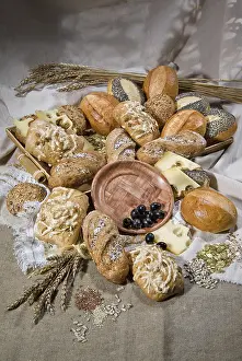 European Pastry Prints: Different kinds of bread and pastry