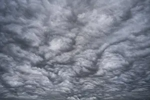 Dramatic Cloud Formation Prints: Dramatic cloud formation, format-filling