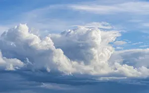 Dramatic Cloud Formation Prints: Dramatic Clouds on blue sky, England