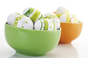 Studio Shot Of Easter Eggs Prints: Easter eggs in a bowl