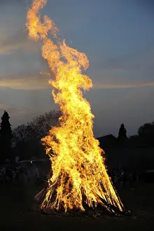 Evening Atmosphere Prints: Easter fire