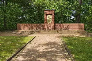 Central Europe Memorials Prints: Ernst Thalmann Monument, Templin
