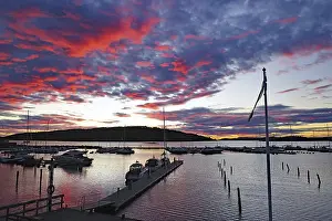 Scandinavian Evening Atmosphere Prints: Evening glow with luminous clouds