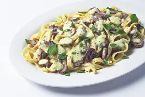 Edible Mushroom Recipes Prints: Fettuccine with champignons, basil