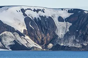 Franz Josef Land Archipelago Prints: Flat table mountains covered with ice