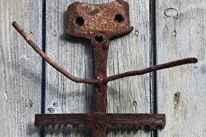 Handicraft Toy Prints: Forged doll