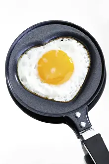 Heart Symbol Prints: Fried egg, sunny side up
