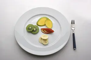 Vegetarian Nutrition Prints: Fruit plate (c) www.BilderBox.com