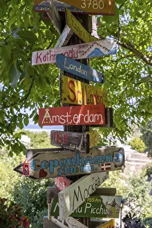 Directional Signage Prints: Fun guide to cities around the world