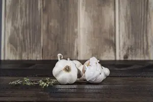Deserted Kitchen Table Prints: Garlic wooden table