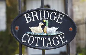 Great Britain Landscapes Prints: Gate Shield, Lower Slaughter, Cotswolds