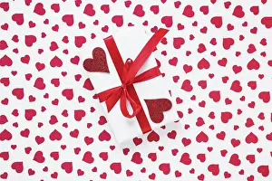 Romantic Gift Concept Prints: Gift box with red hearts table