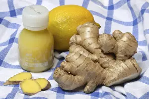 Ginger Root Nutrition Prints: Ginger root, lemon and ginger shot