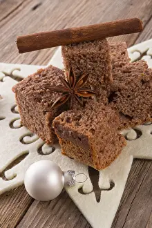 Gingerbread Dessert Prints: Gingerbread