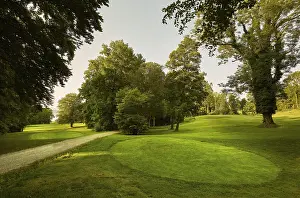 Golfing Activity Prints: Golf ground