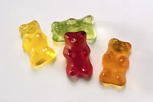 Multicolored Candies Prints: Gummi bears