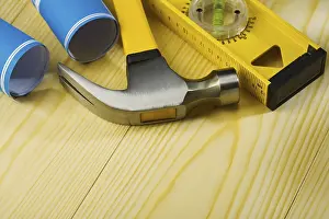 Real Estate Market Prints: Hammer level and blueprints