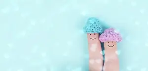 Valentine's Day Couple Prints: Happy, similing face on finger