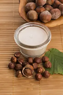Hazelnut Nutrition Facts Prints: Hazelnut milk