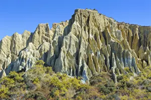 South Island Landscape Photography Prints: Huge sharp pinnacles of the Omarama clay cliffs