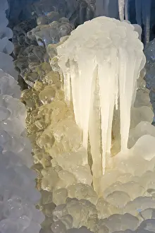 Winter Nature Scenes Prints: Icicles formation