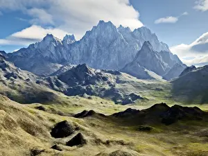 Mountain Landscape Prints: An image of a big nice mountain