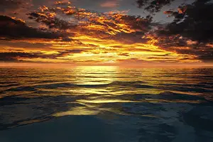 Framed Print : Ocean Sunset Print - Vibrant Sky at Sea Framed Print : Ocean Sunset Print - Vibrant Sky at Sea