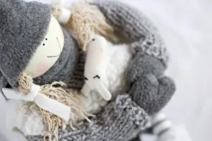 Handicraft Toy Prints: Knitted doll