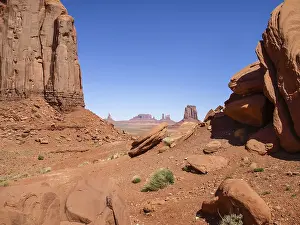 Images Dated 24th January 2024: Monument Valley Ancient Rocks Print