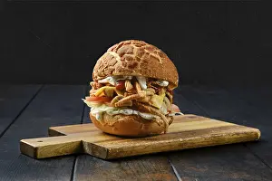 Beef Meat Nutrition Facts Prints: Large burger with pulled beef