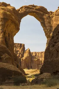 Sandstone Rock Erosion Prints: Third largest rock arch in the world