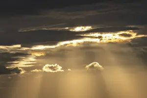 Morning Light Prints: Light rays of the sun's rays through clouds in the morning