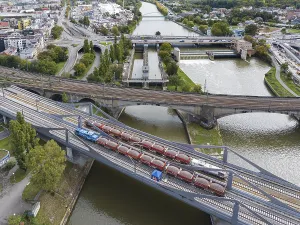 Stuttgart 21 Project Prints: Load test on the Neckar Bridge