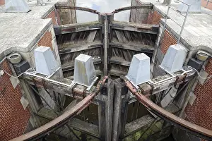 German Harbor Prints: Lock at Stade harbour