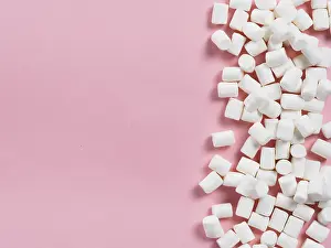 Sweet Treats Flat Lay Prints: Marshmallows on pink background with copyspace