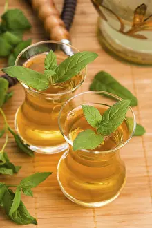Empty Grocery Store Scene Prints: Mint tea