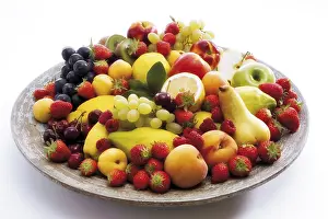 Fruity Studio Still Life Prints: Mixed fluit platter