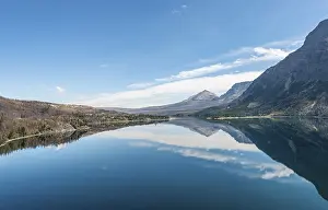 United States Nature Reserves Prints: Mountains reflected in the lake